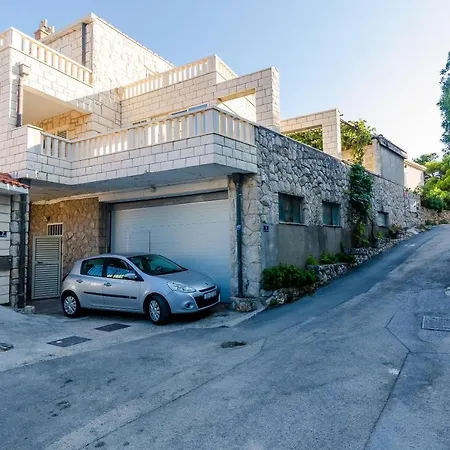 Apartment Begovica - Two Bedroom With Terrace And Sea View